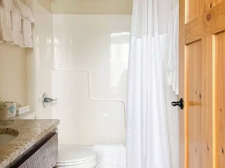 モーテル Cranberry Inn Of Mercer