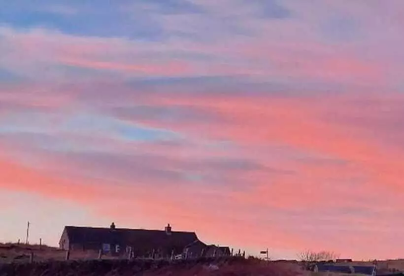 Peak District Cottage Set In 5 Acres Near Buxton