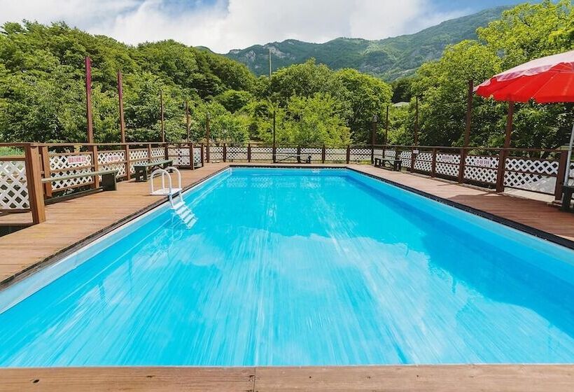 Pocheon Aleumdaun Pension