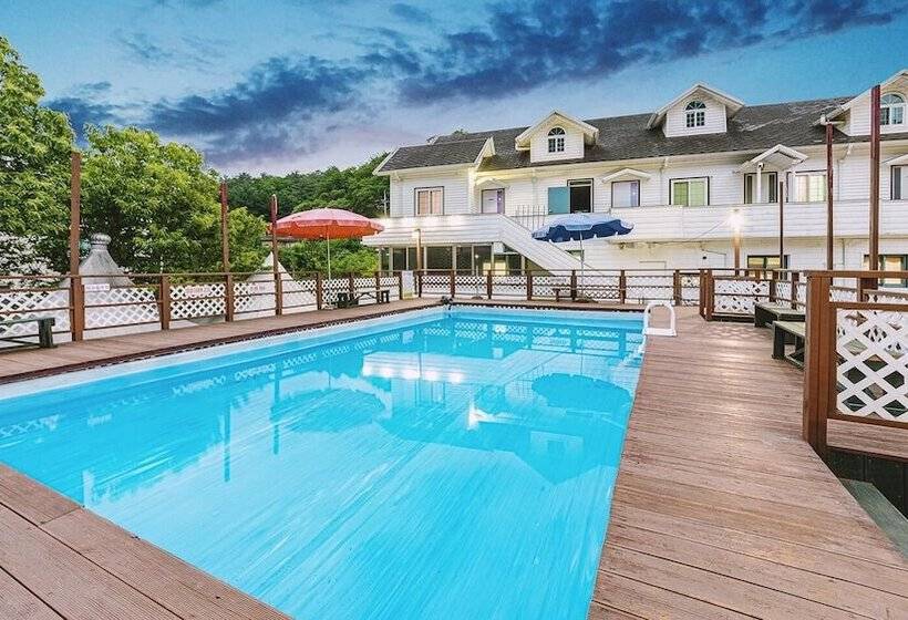 Pocheon Aleumdaun Pension