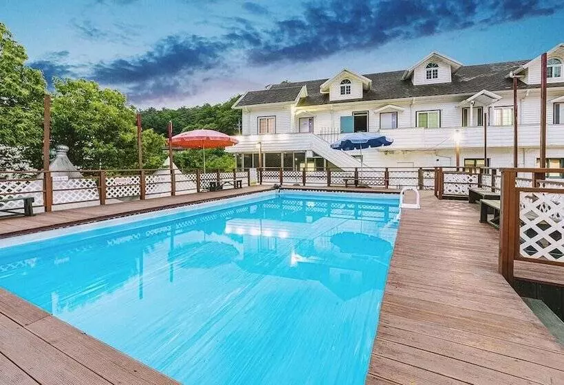 Pocheon Aleumdaun Pension