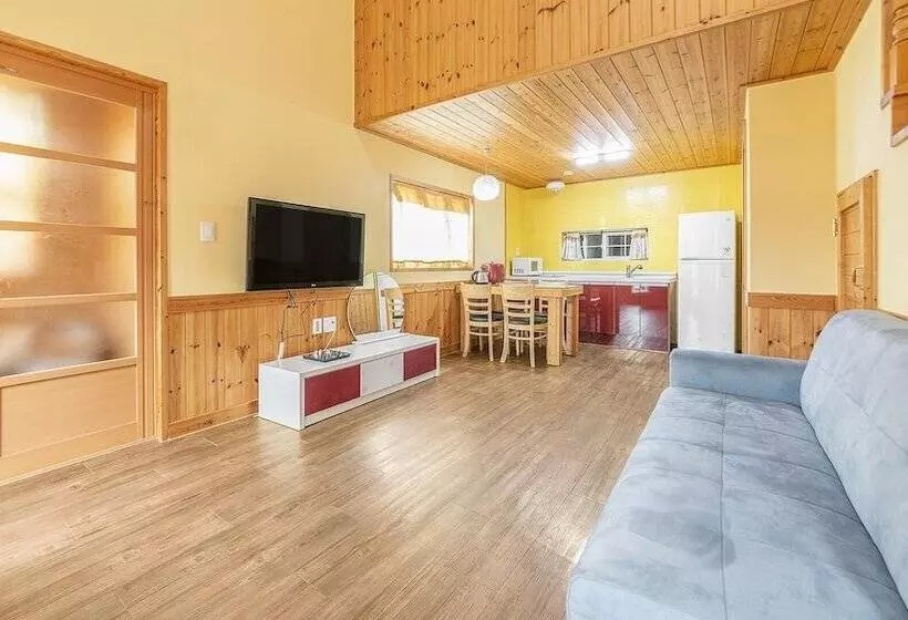 Pocheon Aleumdaun Pension