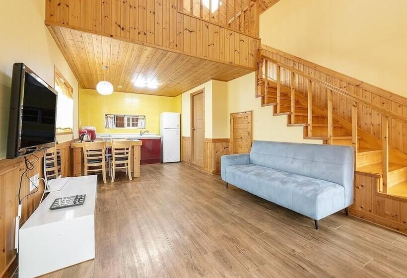 Pocheon Aleumdaun Pension