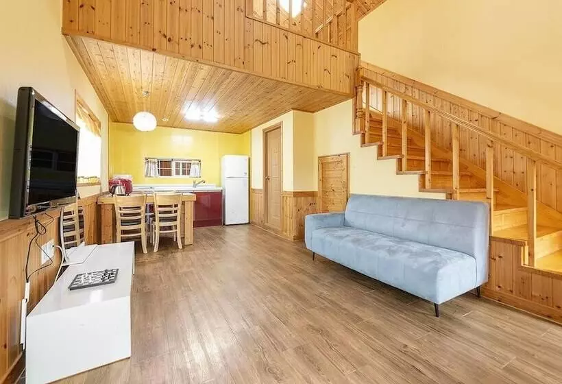 Pocheon Aleumdaun Pension