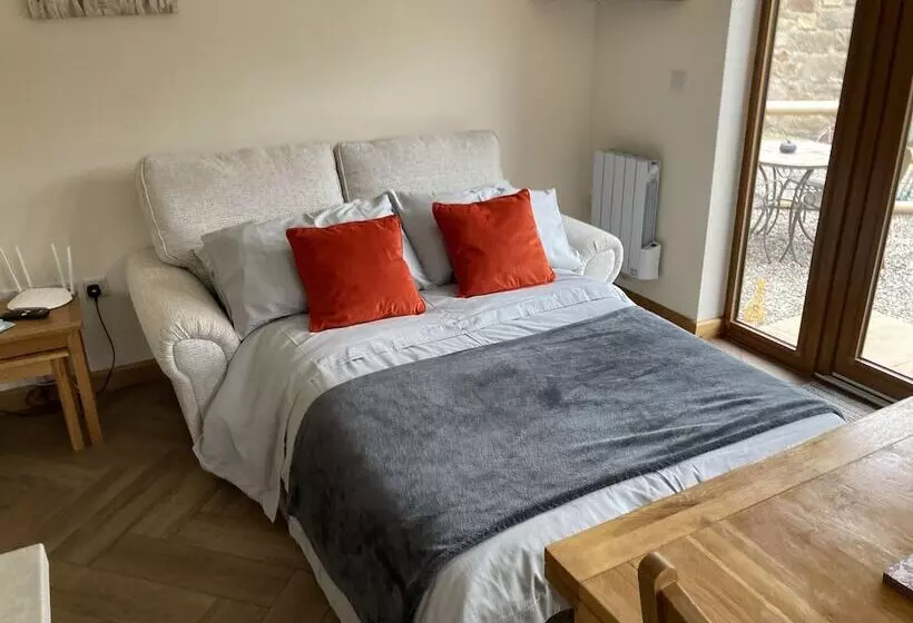 Residenssi 1 Bedroomed Detached Holiday Retreat Pant