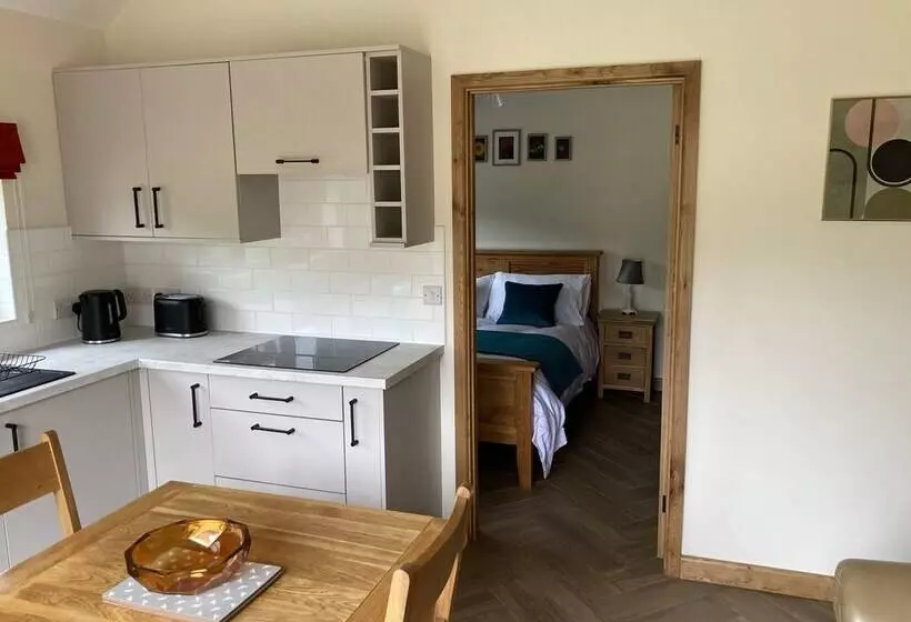 Residenssi 1 Bedroomed Detached Holiday Retreat Pant