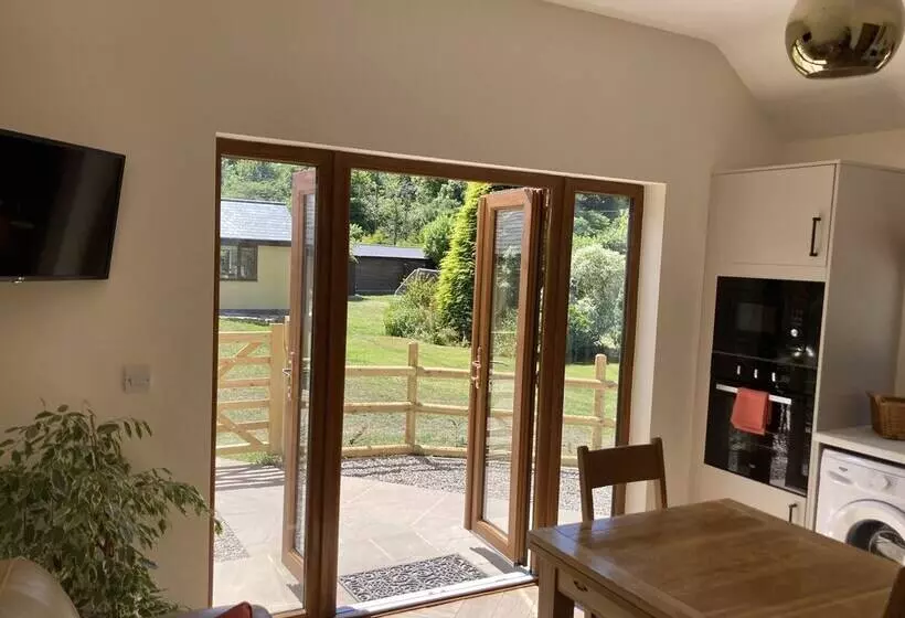 Residenssi 1 Bedroomed Detached Holiday Retreat Pant