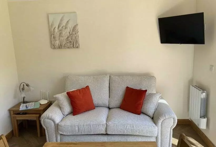 Residenssi 1 Bedroomed Detached Holiday Retreat Pant