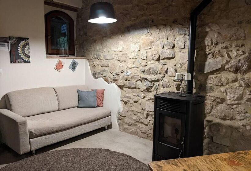 住所  Casa Kantu   One Bed House In Montalcino