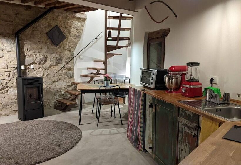 住所  Casa Kantu   One Bed House In Montalcino