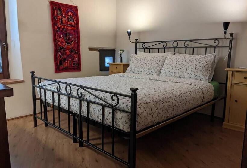 住所  Casa Kantu   One Bed House In Montalcino