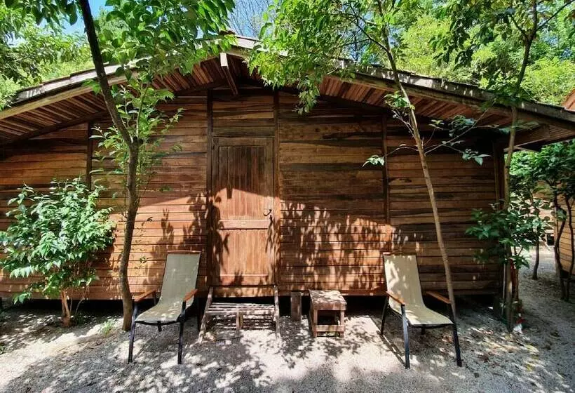 Lomakeskus Seven Hills Camping Village