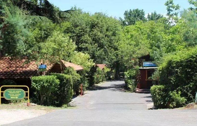 Lomakeskus Seven Hills Camping Village