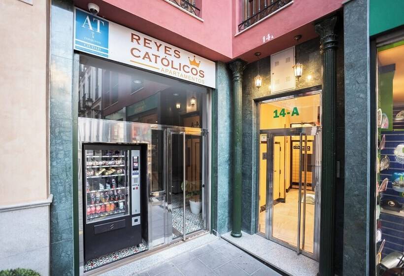 Apartamentos Reyes Catolicos