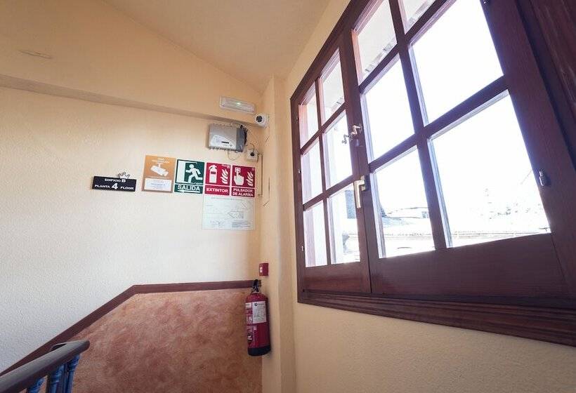 Apartamentos Reyes Catolicos