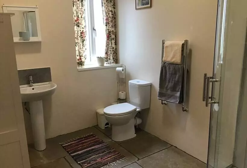 Spacious 1 Bed Lodge In Clifford, Hereford