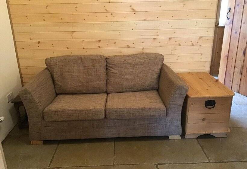 Spacious 1 Bed Lodge In Clifford, Hereford