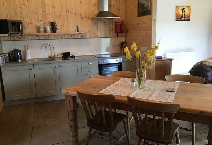 Spacious 1 Bed Lodge In Clifford, Hereford