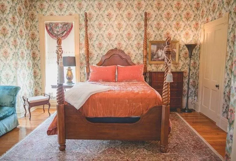 Aamiaismajoitus (B&B) Boonville Luxury Lodging