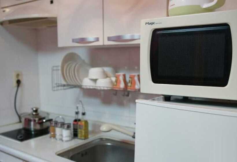 Buan Badatgaui Chueok Pension