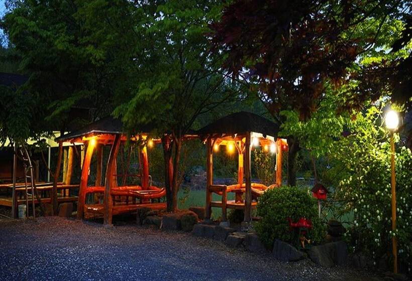 Cheongsong Hwangto Bungalow Pension