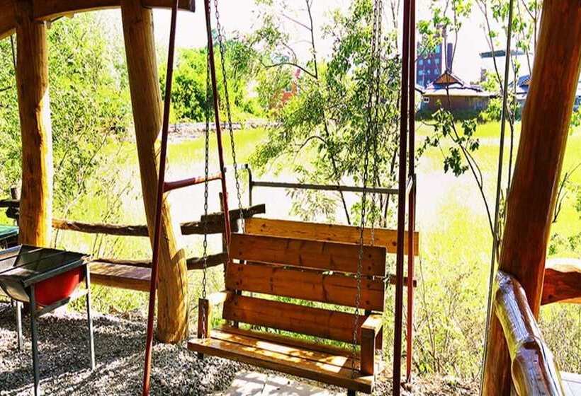 Cheongsong Hwangto Bungalow Pension