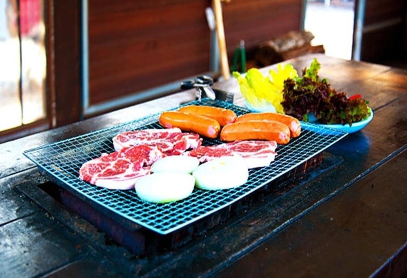 Cheongsong Hwangto Bungalow Pension