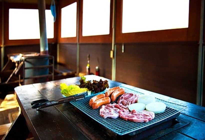 Cheongsong Hwangto Bungalow Pension