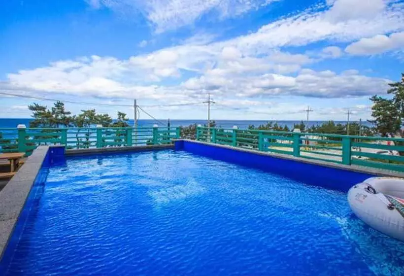 Gangneung Staybada Pension