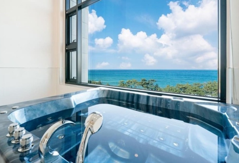 Gangneung Staybada Pension