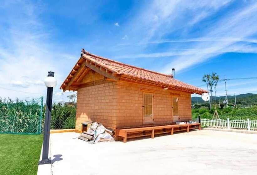 Gyeongju Cheongdam Pool Villa Pension