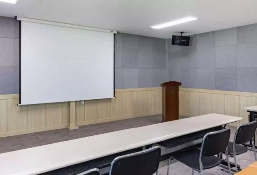 Gyeongju Cheongdam Pool Villa Pension