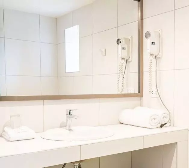 Hostal Corihuasi