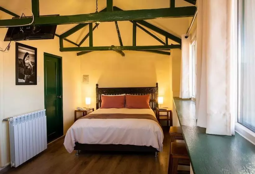 Hostal Corihuasi