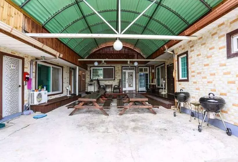 Hotelli Boeun Songnisan Sujeong Pension