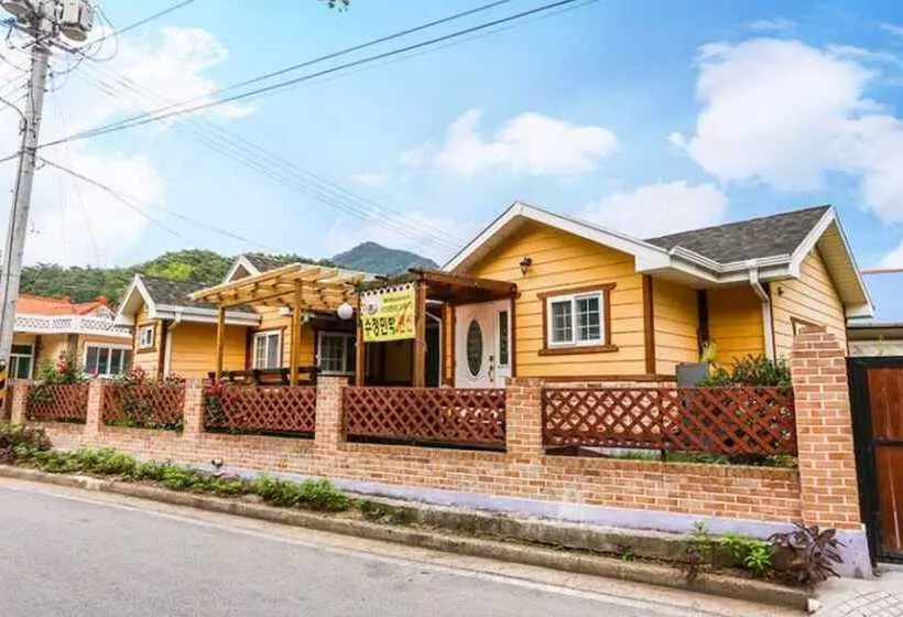 Hotelli Boeun Songnisan Sujeong Pension