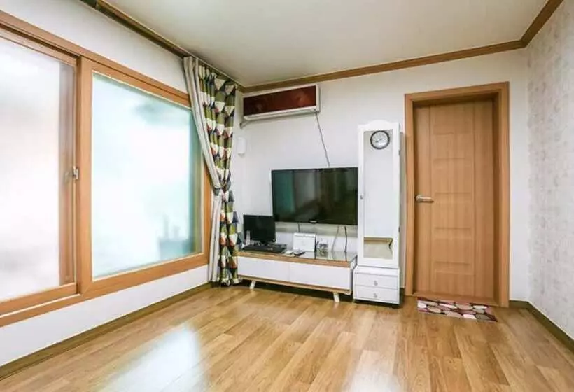 Hotelli Boeun Songnisan Sujeong Pension