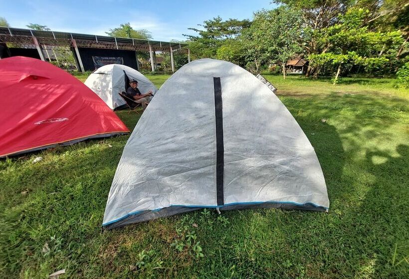 בית מלון כפרי Camping Ground Kalakijo Vilange