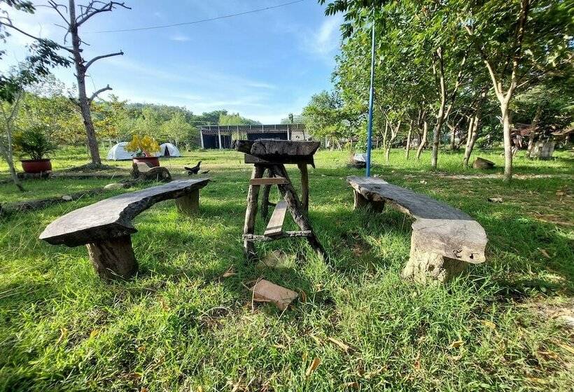 בית מלון כפרי Camping Ground Kalakijo Vilange