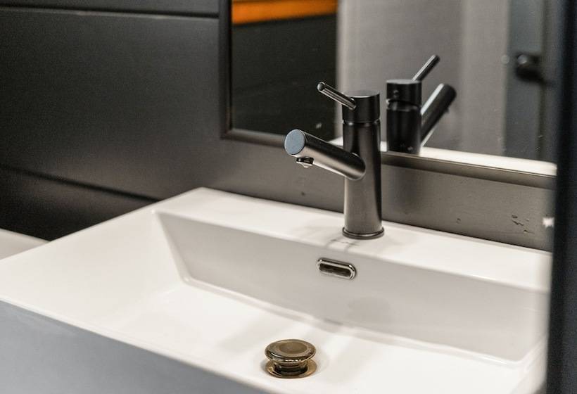 فندق Emerald Bay Village