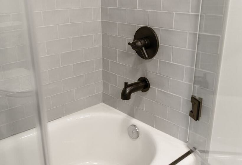 فندق Emerald Bay Village