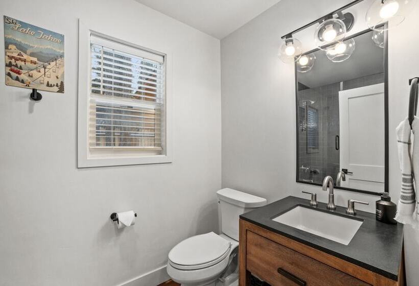 فندق Emerald Bay Village