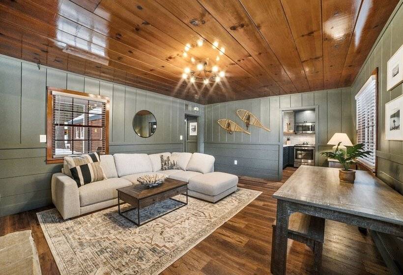 فندق Emerald Bay Village