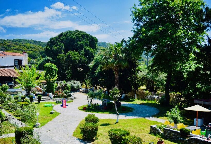 בית מלון כפרי Kari