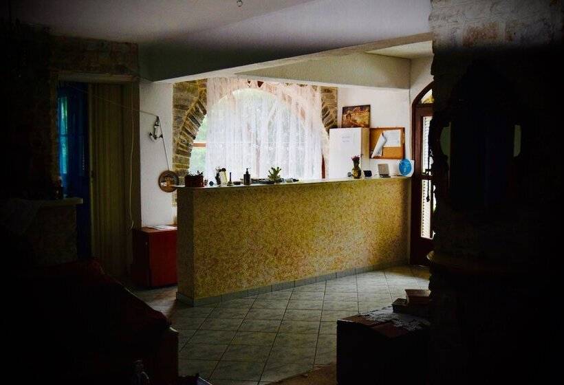 בית מלון כפרי Kari