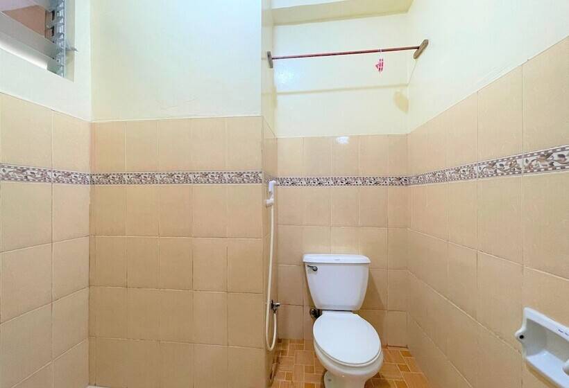 Hotel Oyo 876 Escurel Inn Boracay