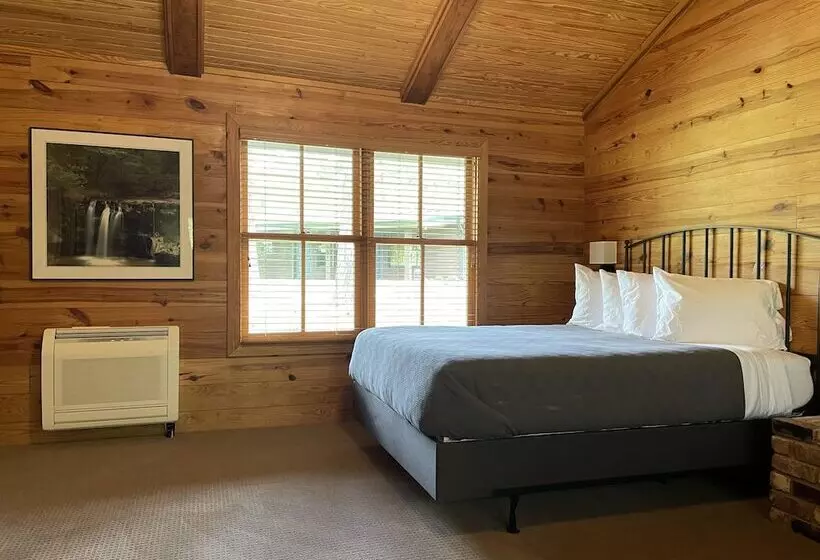 ホテル Scrappin Valley Lodge