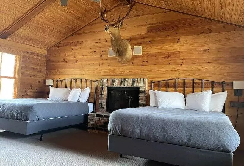 ホテル Scrappin Valley Lodge