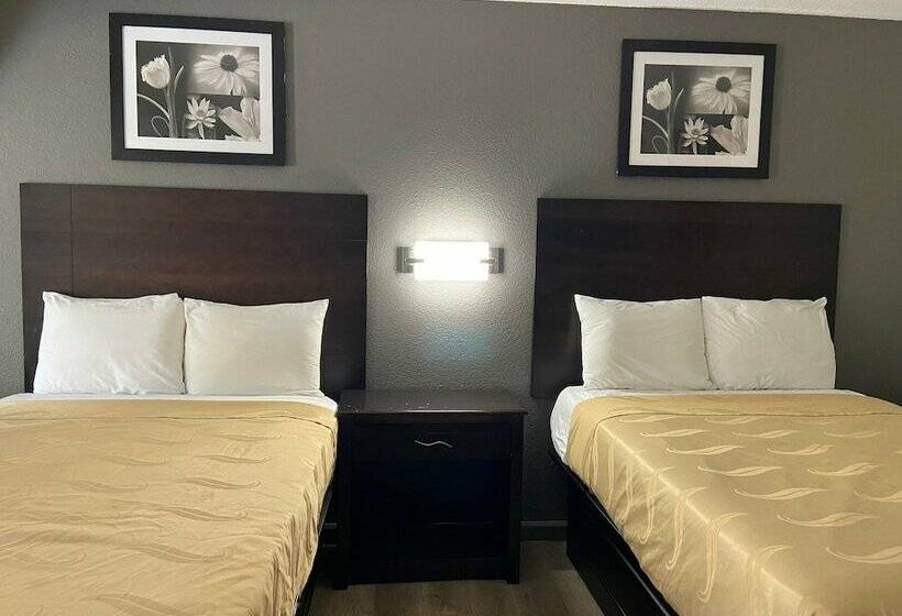 فندق Speedway Inn & Suites