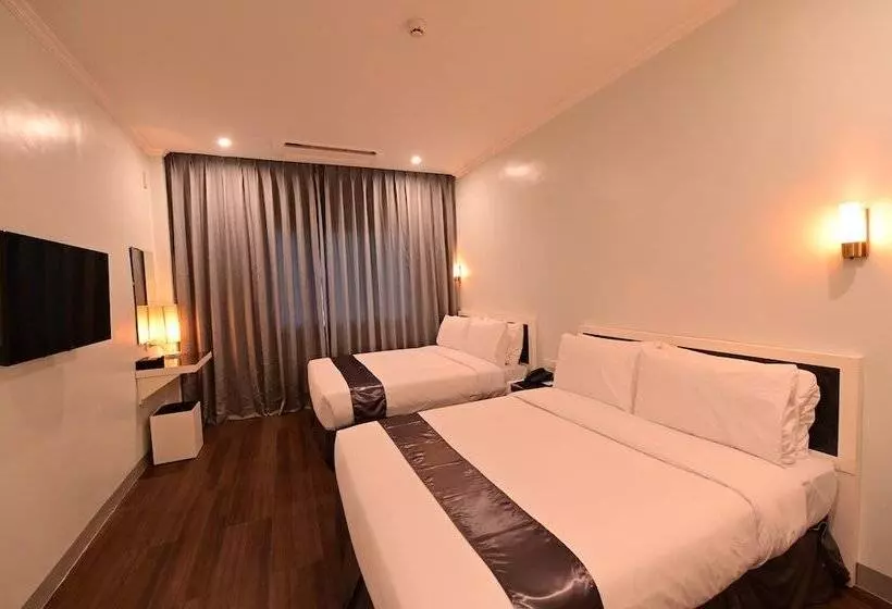 Hotelli T Shine Resort And Spa